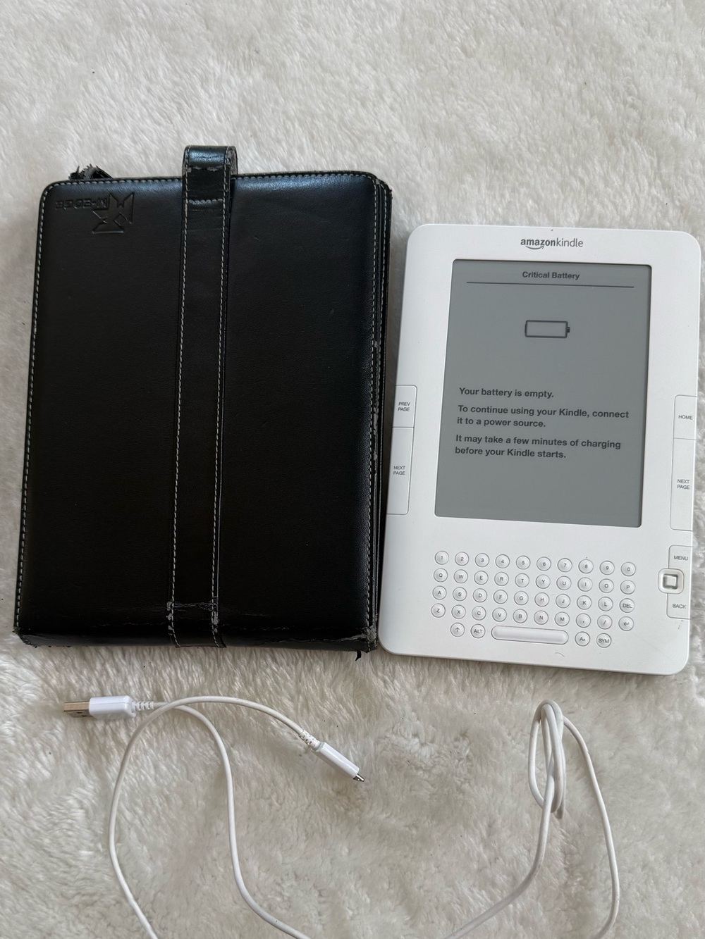 Amazon Kindle 2nd Generation 2GB (Need New Battery) No Return